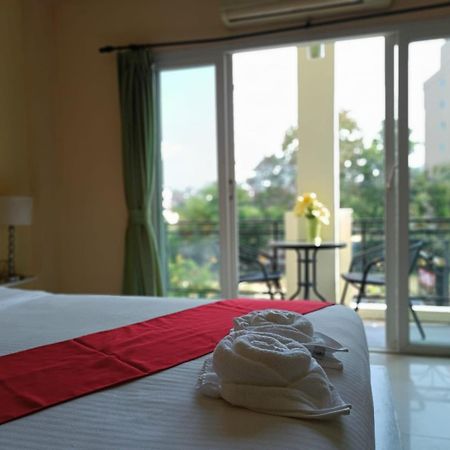 Aura Inn Rooms باتايا المظهر الخارجي الصورة